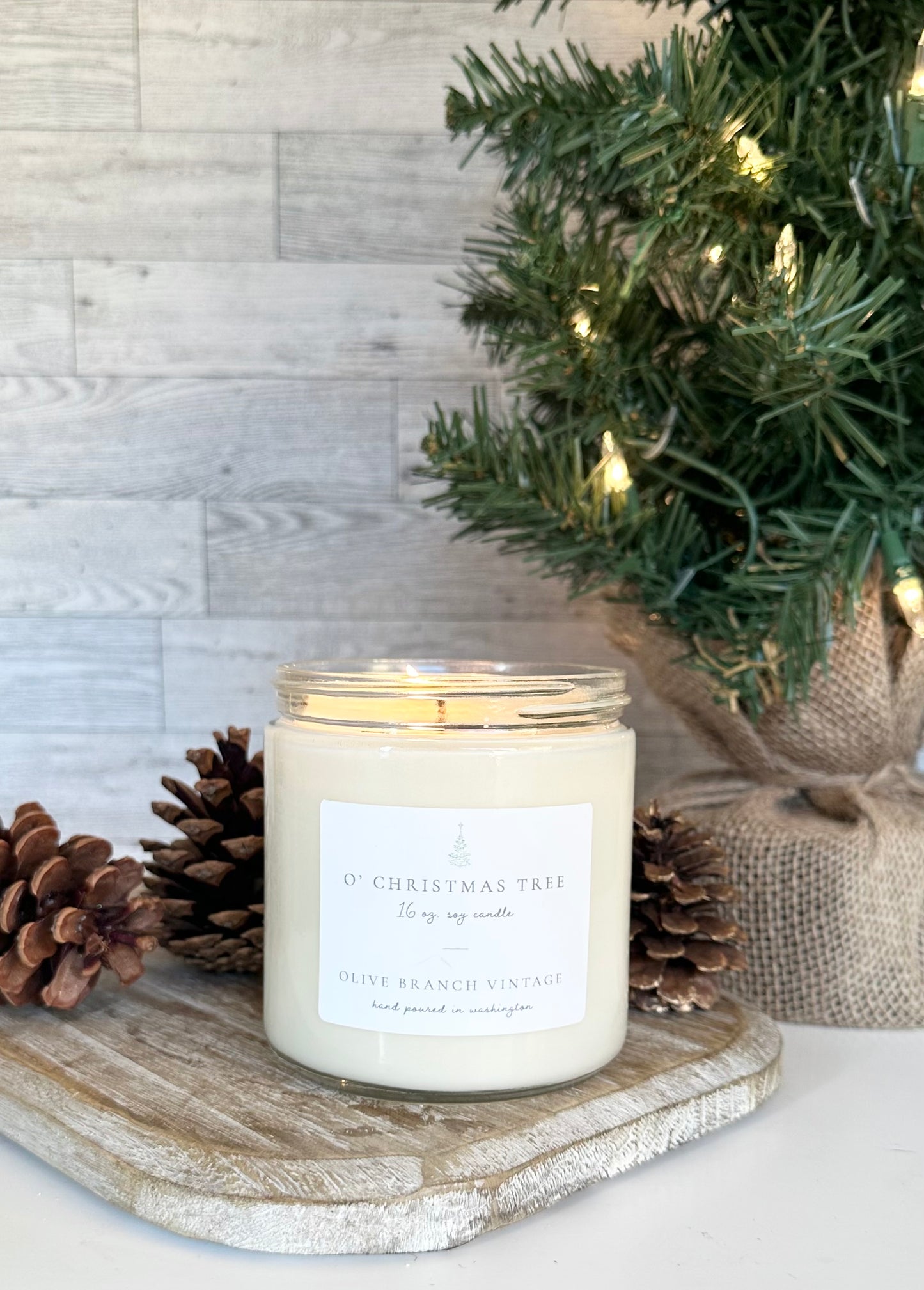 O' Christmas Tree 16 oz candle