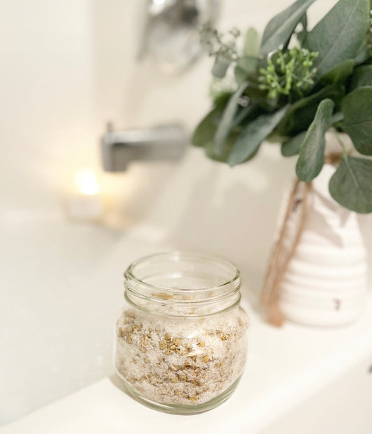 DIY Aromatherapy Epsom Salt Bath Soak